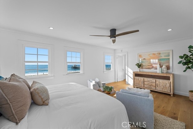 1000 The Strand, Manhattan Beach CA: https://media.crmls.org/medias/77c8639f-781f-4464-b8de-73b961d8305a.jpg