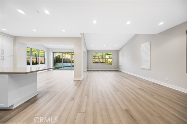 Detail Gallery Image 7 of 36 For 130 Mezza Luna, Irvine,  CA 92602 - 4 Beds | 3 Baths