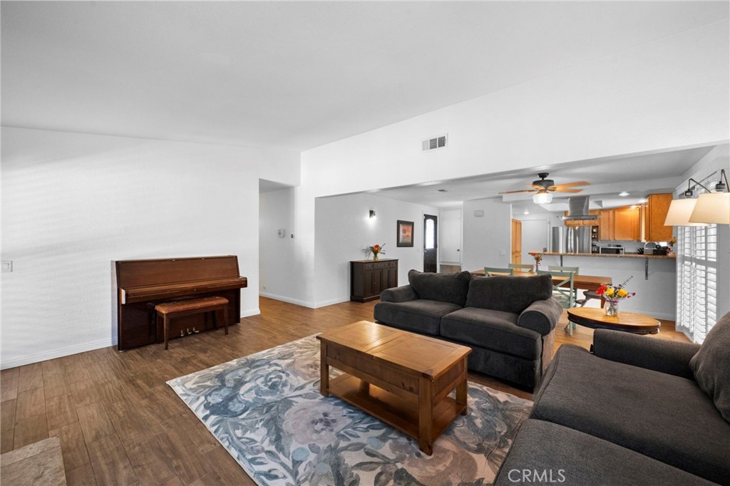 MLS #IG25218235 image #25