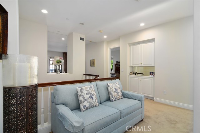 Detail Gallery Image 39 of 59 For 19134 Briarfield Way, Tarzana,  CA 91356 - 6 Beds | 7/1 Baths