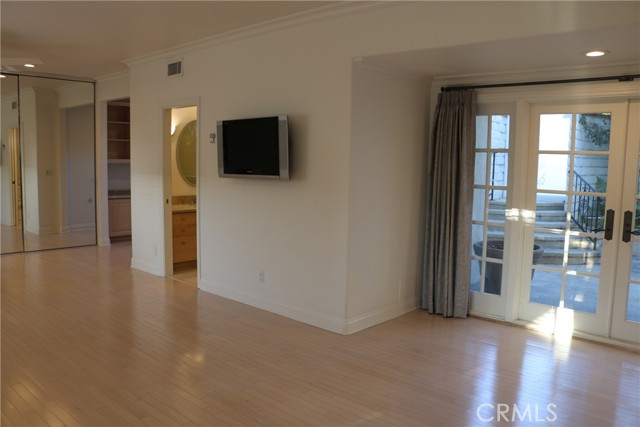 Detail Gallery Image 12 of 23 For 1201 Bayside Dr #101,  Corona Del Mar,  CA 92625 - 2 Beds | 2 Baths