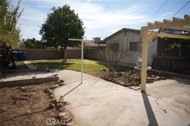 Image 30 of 38 For 2848 7th  