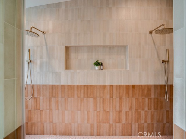 Detail Gallery Image 57 of 68 For 11911 Hartsook, Valley Village,  CA 91607 - 5 Beds | 4 Baths