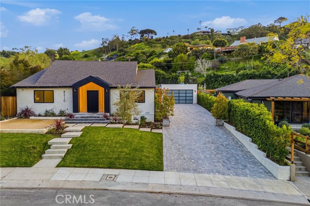 Detail Gallery Image 2 of 29 For 5110 Orange, Los Angeles,  CA 90008 - 4 Beds | 3/1 Baths