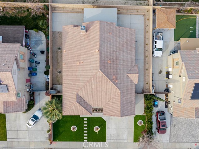 Detail Gallery Image 4 of 43 For 5059 Keston Dr, Palmdale,  CA 93552 - 5 Beds | 2 Baths