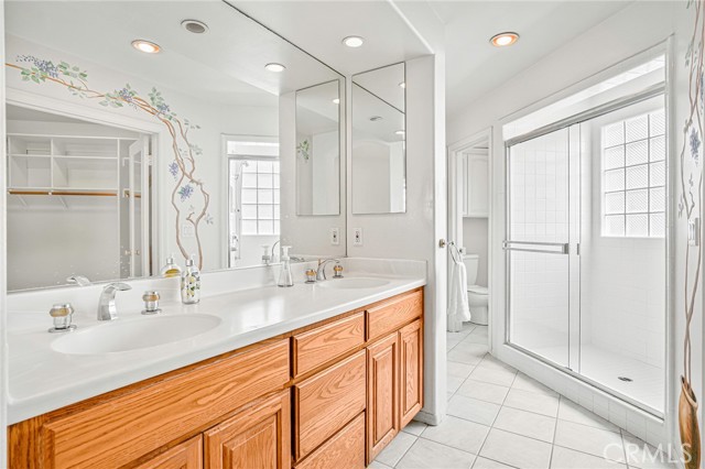 1034 Isabella Avenue, Coronado CA: https://media.crmls.org/medias/77ce918d-40ed-46a0-ba83-2c8d81546fdc.jpg