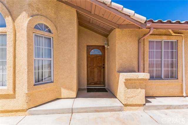 Detail Gallery Image 3 of 49 For 14455 Summit Valley Rd, Hesperia,  CA 92345 - 3 Beds | 2 Baths