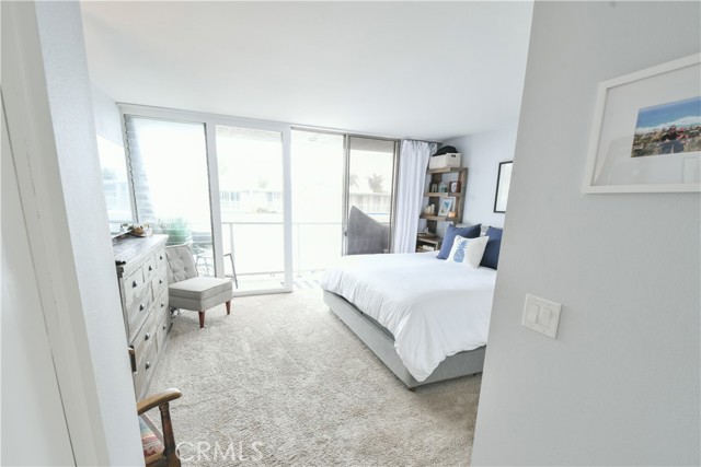 Detail Gallery Image 12 of 20 For 3957 Warner Ave, Huntington Beach,  CA 92649 - 2 Beds | 2 Baths