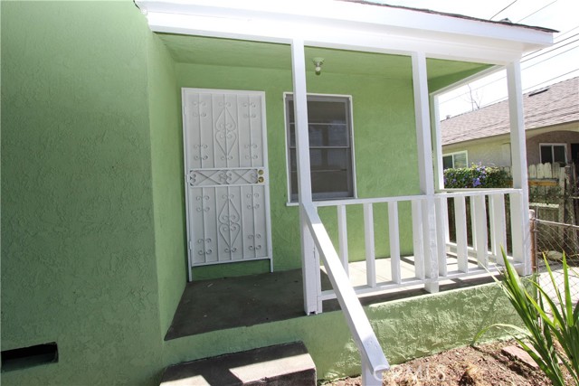 Detail Gallery Image 3 of 35 For 1052 S Herbert, East Los Angeles,  CA 90023 - – Beds | – Baths