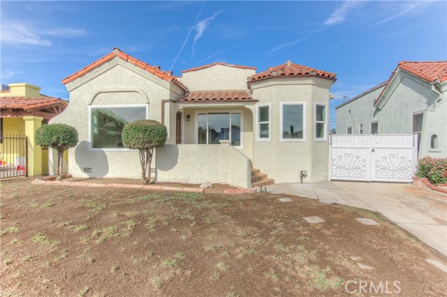 2015 W 84Th Pl, Los Angeles, CA 90047