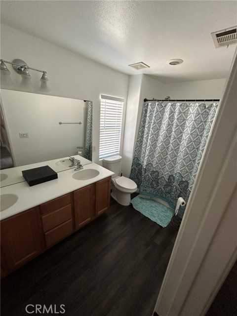 Detail Gallery Image 20 of 26 For 16628 Desert Lily St, Victorville,  CA 92394 - 4 Beds | 2/1 Baths