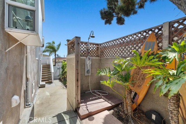 Detail Gallery Image 31 of 32 For 835 19th St, Hermosa Beach,  CA 90254 - 4 Beds | 3 Baths