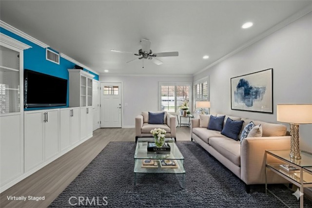 Detail Gallery Image 2 of 45 For 19366 Avenue of the Oaks, Newhall,  CA 91321 - 2 Beds | 2 Baths