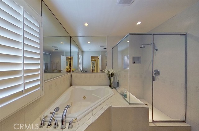 Photo #35: OC23194337 Listing 