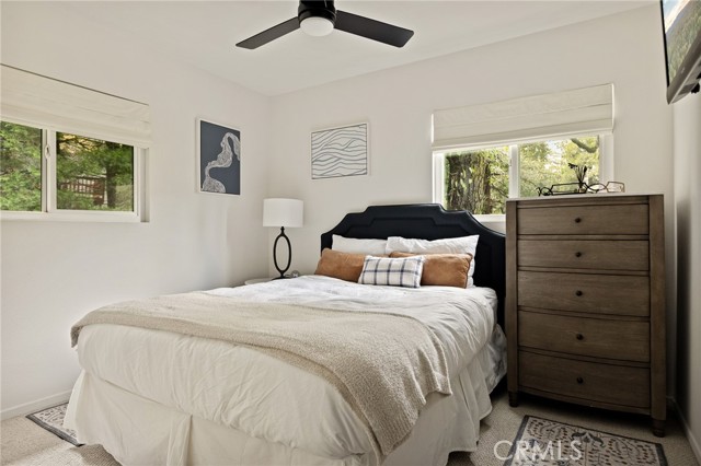 24379 San Moritz, Crestline, CA 92325