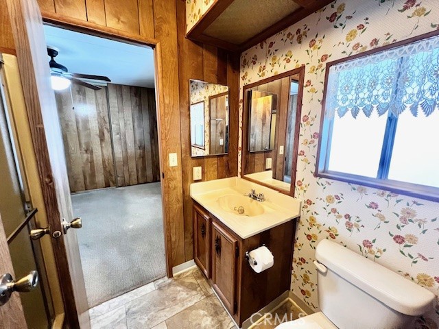 3850 Atlantic Avenue, Highland CA: https://media.crmls.org/medias/77d1d991-2973-4619-b857-01a700f5d77b.jpg