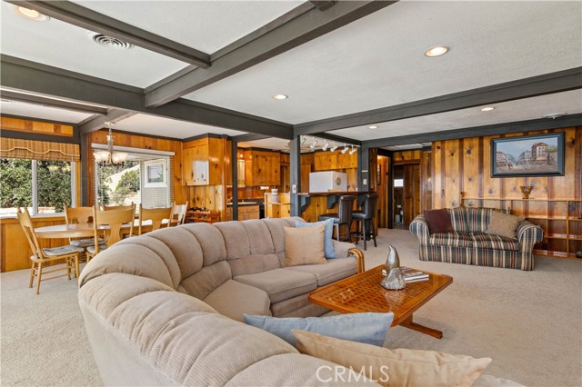 13041 San Joaquin Avenue, Clearlake CA: https://media.crmls.org/medias/77d24106-da4a-42ff-b287-d1a618f838af.jpg