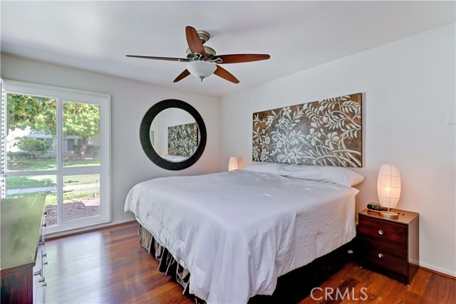 2049 Via Mariposa East, Laguna Woods CA: https://media.crmls.org/medias/77d32da0-0942-432e-bcd9-95392142eb0e.jpg