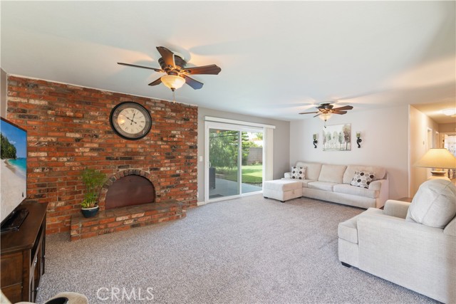 5132 New York Avenue, Cypress CA: https://media.crmls.org/medias/77d447e4-577c-43b9-b93e-d2be498caa31.jpg