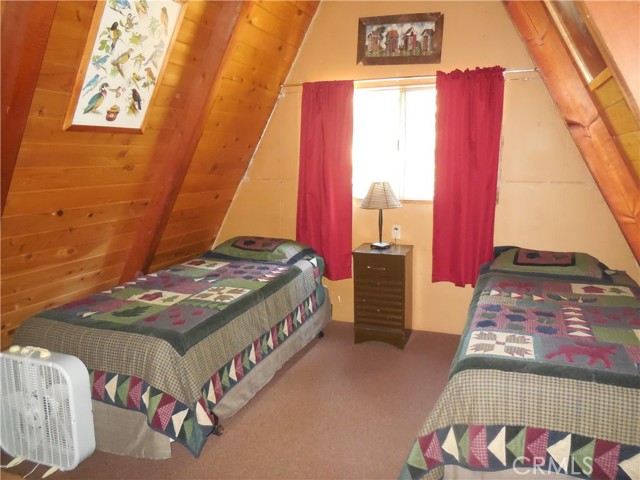 44824 Mountain Meadow Road, Oakhurst CA: https://media.crmls.org/medias/77d50c28-9701-43d7-9ccb-cf377739b02b.jpg