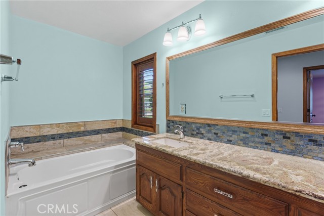 Detail Gallery Image 40 of 75 For 3185 Sonrisa, Corona,  CA 92881 - 7 Beds | 6/1 Baths