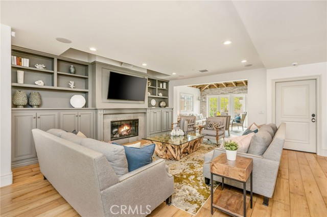 480 Cress Street, Laguna Beach CA: https://media.crmls.org/medias/77d5a07b-5452-4dc5-bb50-b2552f774cba.jpg