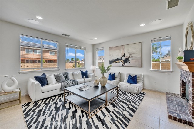 Image 14 of 57 For 14330 Wolfhound