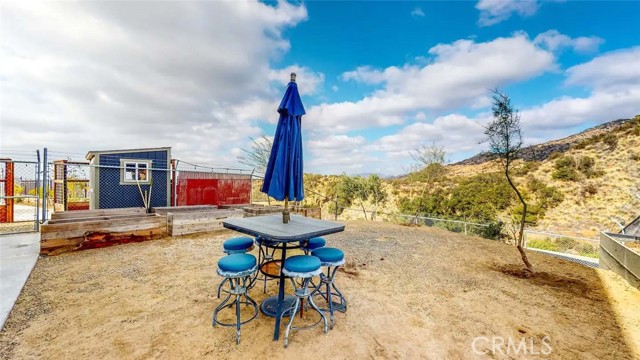 Detail Gallery Image 12 of 36 For 7300 Santa Susana Pass Rd, Simi Valley,  CA 93063 - 3 Beds | 2/1 Baths
