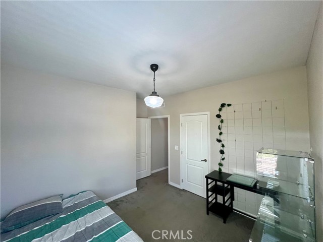 15455 Glenoaks Boulevard, 51 photo 7