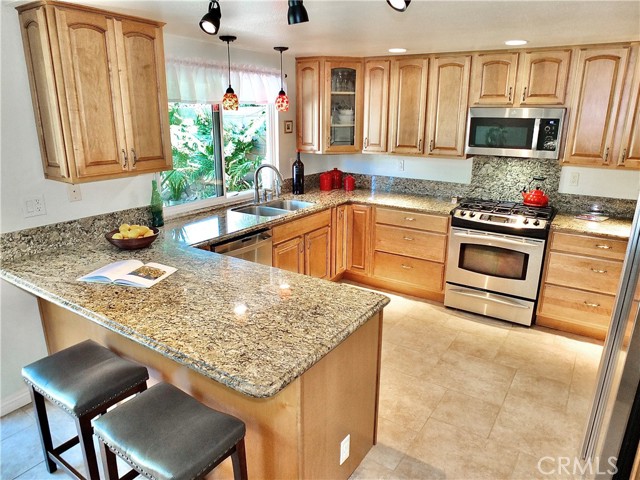 Detail Gallery Image 17 of 42 For 16070 Caribou St, Fountain Valley,  CA 92708 - 4 Beds | 2 Baths