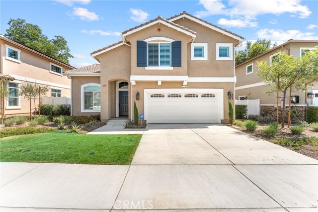 1240 Prabhu Way, Pomona CA: https://media.crmls.org/medias/77d83ef6-22eb-4a9a-803b-06f2d5eb00bd.jpg