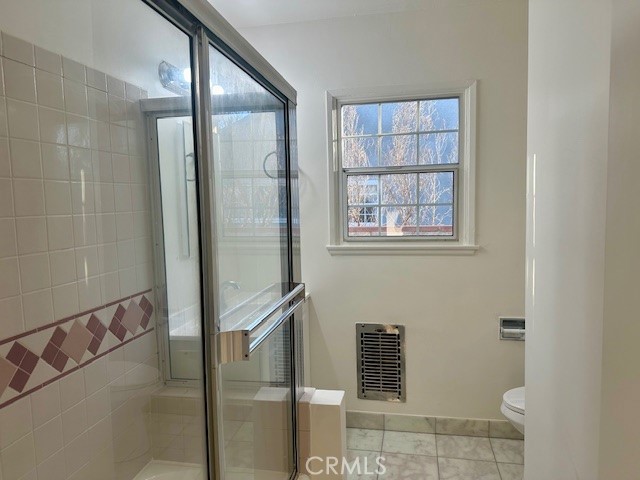 Detail Gallery Image 20 of 31 For 10133 Kester, –,  CA 91345 - 3 Beds | 2 Baths