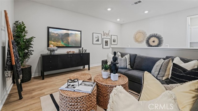 Detail Gallery Image 27 of 41 For 1225 Hollyleaf Ter, Montebello,  CA 90640 - 4 Beds | 3/1 Baths