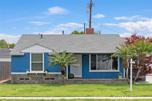 Detail Gallery Image 1 of 28 For 3556 Rutgers Ave, Long Beach,  CA 90808 - 3 Beds | 2 Baths