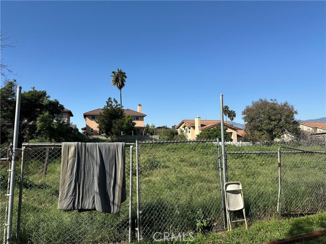 Detail Gallery Image 17 of 22 For 405 S 3rd, La Puente,  CA 91746 - – Beds | – Baths