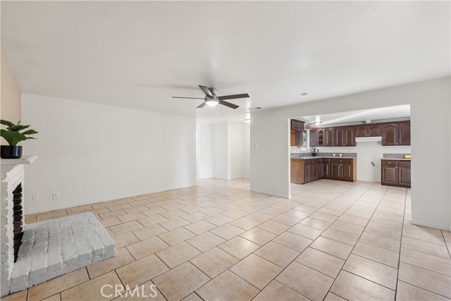 Detail Gallery Image 7 of 40 For 1252 E Avenue R6, Palmdale,  CA 93550 - 3 Beds | 1 Baths