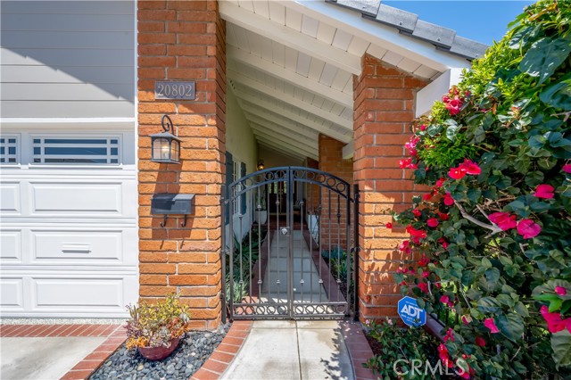 20802 Colima Ln, Huntington Beach, CA 92646