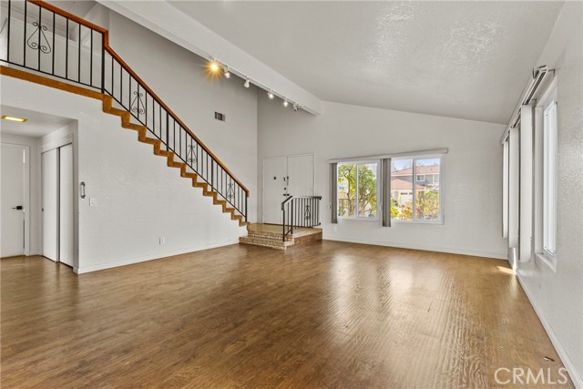 Detail Gallery Image 8 of 42 For 327 Fargo, San Dimas,  CA 91773 - 4 Beds | 3 Baths