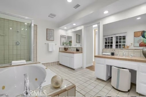 1485 Bellwood Road, San Marino CA: https://media.crmls.org/medias/77db7217-3b84-49f1-bc38-4a07f85e5382.jpg