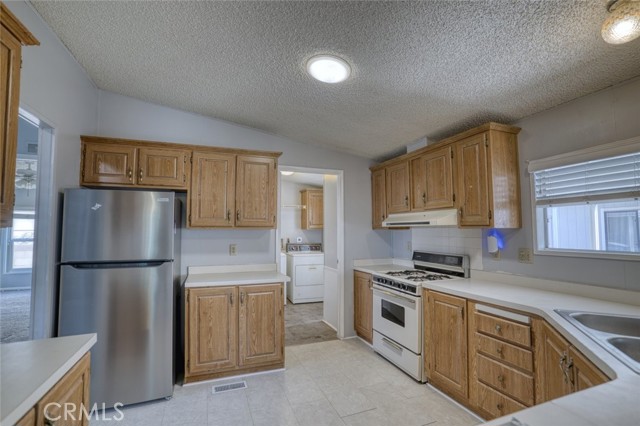 Detail Gallery Image 20 of 40 For 4616 North River Rd #8,  Oceanside,  CA 92057 - 3 Beds | 2 Baths