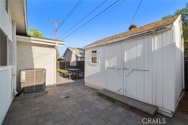 5228 E Minuet Lane, Anaheim CA: https://media.crmls.org/medias/77dbad2a-946c-410a-8260-26ce2422a7cd.jpg