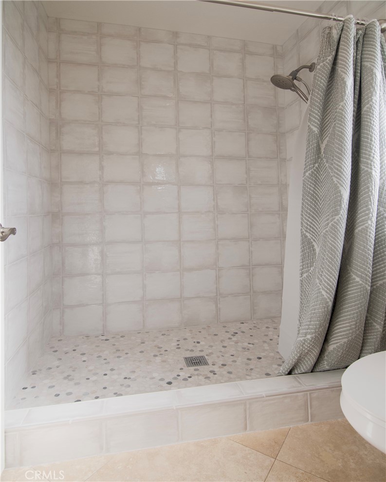 77dbf703 1073 4329 A06b 45af5ca32dae