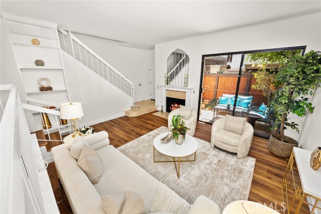 Detail Gallery Image 10 of 51 For 458 W Huntington Dr #B,  Arcadia,  CA 91007 - 3 Beds | 2/1 Baths