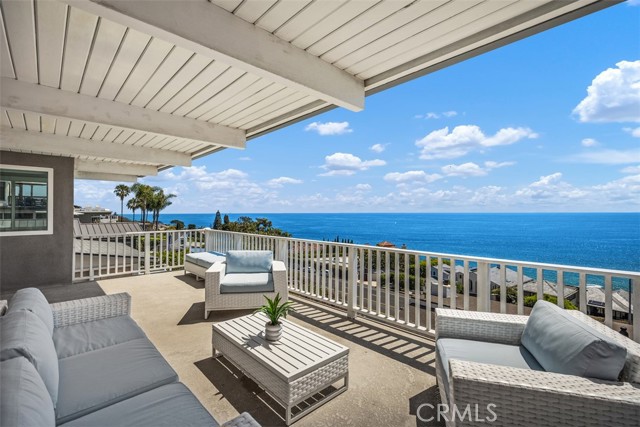32091 Virginia Way, Laguna Beach CA: https://media.crmls.org/medias/77de6a4c-80b2-417e-bef3-0cfd50af3d67.jpg