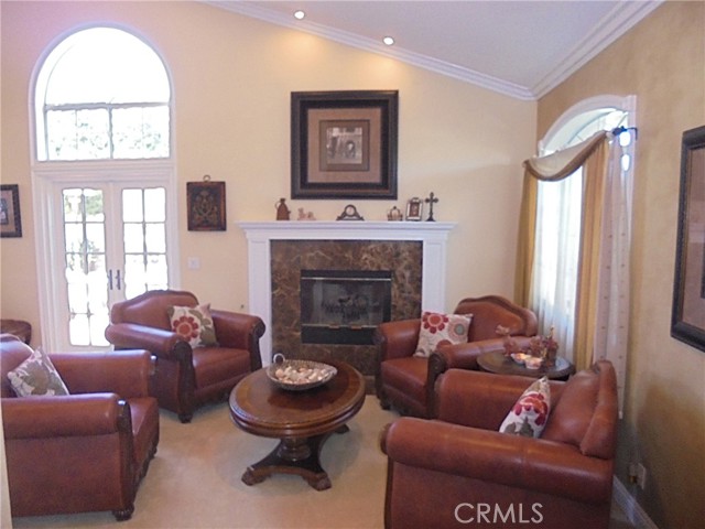 1535 Via Arroyo, La Verne CA: https://media.crmls.org/medias/77df6eb2-510e-4fe6-a8eb-022b730395e5.jpg