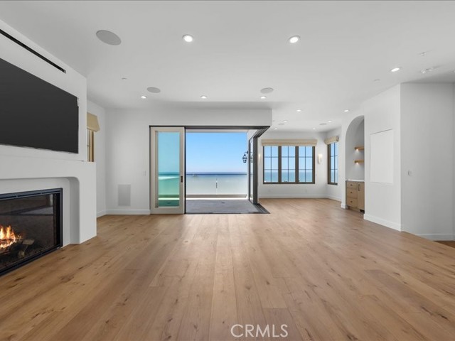 Detail Gallery Image 11 of 61 For 505 Bayview Dr, Manhattan Beach,  CA 90266 - 3 Beds | 3/1 Baths