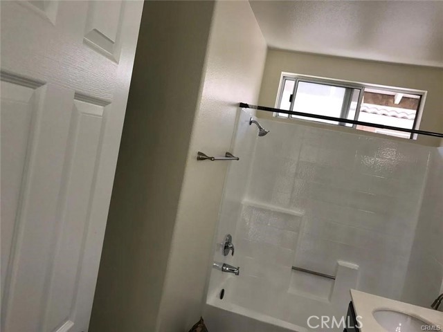 Detail Gallery Image 15 of 19 For 3535 Windstorm Way, Riverside,  CA 92503 - 4 Beds | 2/1 Baths