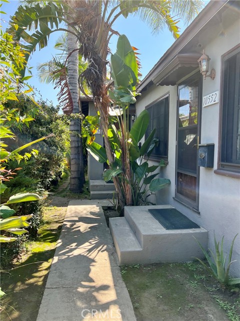 10550 Oxnard Street, North Hollywood (los Angeles), CA, 91606 10550 Oxnard Street, North Hollywood (los Angeles), CA, 91606