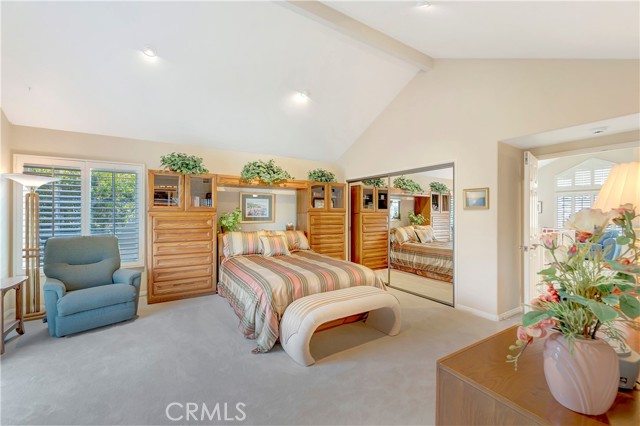 19362 Maidstone Lane, Huntington Beach CA: https://media.crmls.org/medias/77e1e553-e6ac-45fe-bce3-9f22d4b4258e.jpg