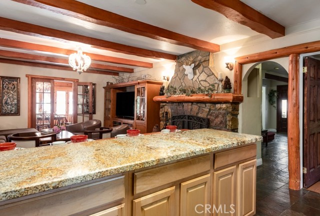 Detail Gallery Image 16 of 67 For 243 Mittry Dr, Lake Arrowhead,  CA 92352 - 5 Beds | 5 Baths